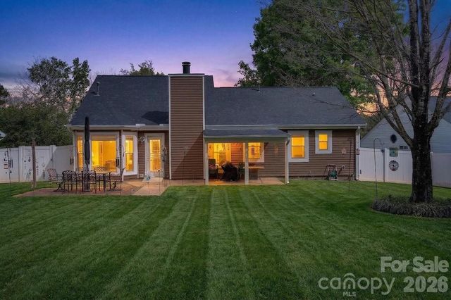 8618 Milton Morris Drive, Charlotte, NC 28227