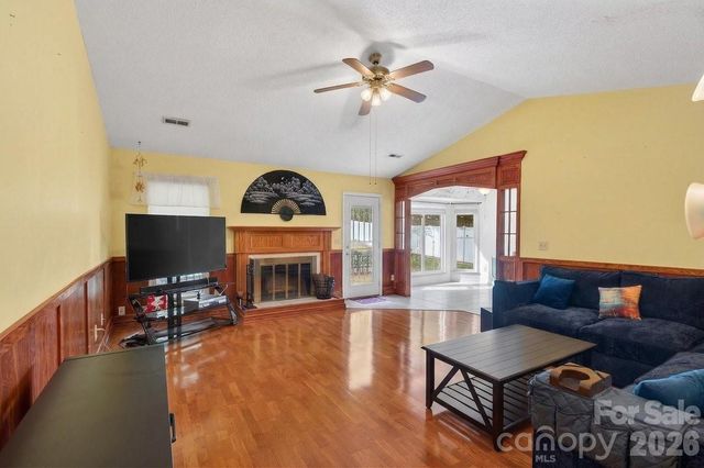 8618 Milton Morris Drive, Charlotte, NC 28227