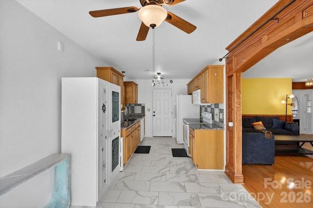 8618 Milton Morris Drive, Charlotte, NC 28227