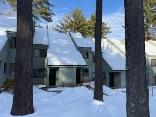 292 Woodhaven Drive # 9H, Hartford, VT 05001