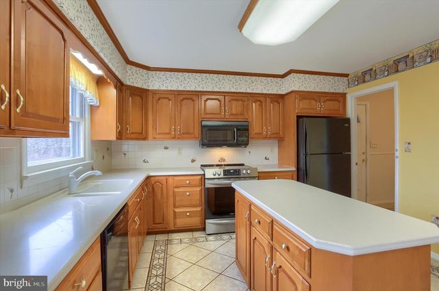 165 HICKORY ROAD, Carlisle, PA 17015