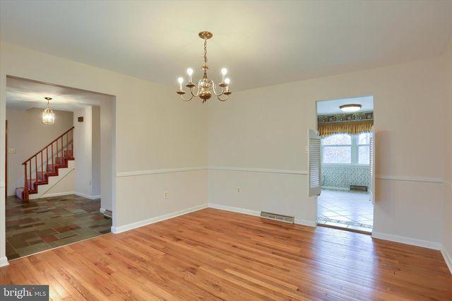 165 HICKORY ROAD, Carlisle, PA 17015