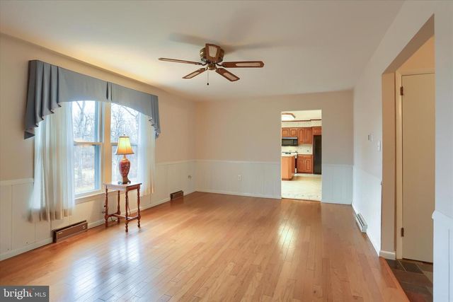 165 HICKORY ROAD, Carlisle, PA 17015