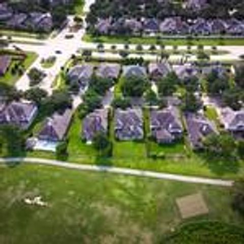 10019 Heron Meadows Drive, Houston, TX 77095