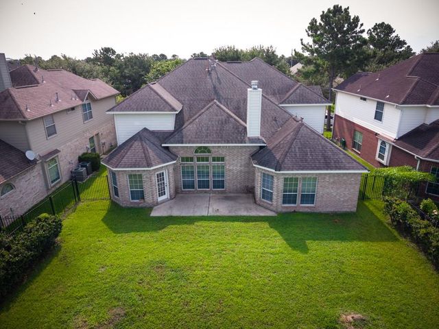 10019 Heron Meadows Drive, Houston, TX 77095