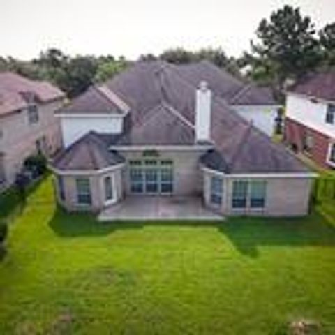 10019 Heron Meadows Drive, Houston, TX 77095