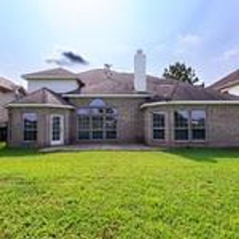 10019 Heron Meadows Drive, Houston, TX 77095