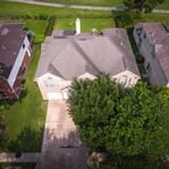 10019 Heron Meadows Drive, Houston, TX 77095