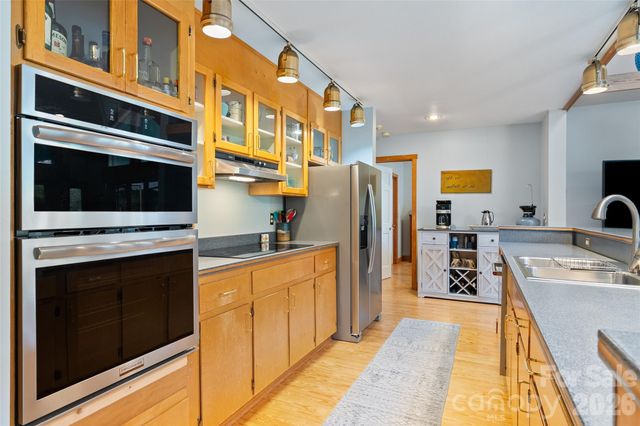 80 Strickland Drive, Waynesville, NC 28785
