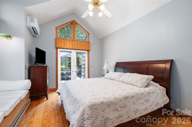 80 Strickland Drive, Waynesville, NC 28785