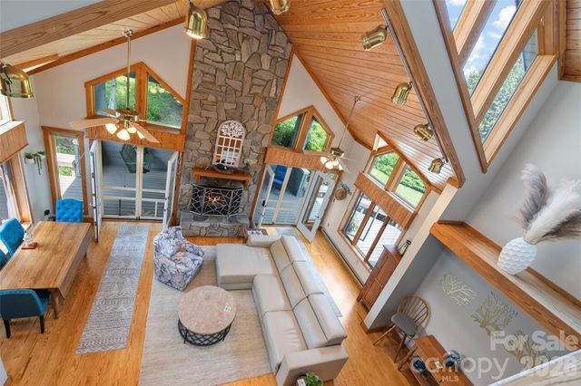80 Strickland Drive, Waynesville, NC 28785