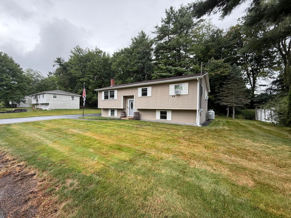 15 Andrea Street, Lisbon, ME 04250 — photo 2