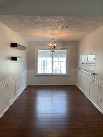 990 Camden Drive, Lewisville, TX 75067