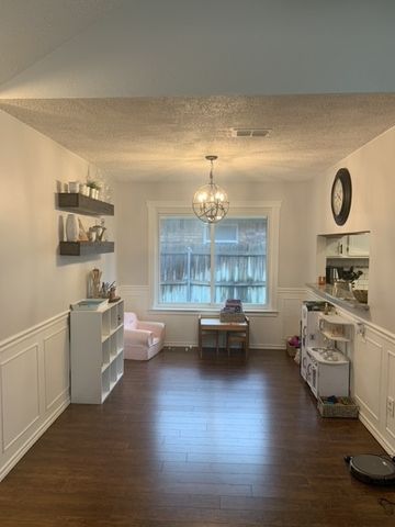 990 Camden Drive, Lewisville, TX 75067