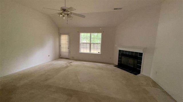 65 Lakeridge Ct, Covington, GA 30016