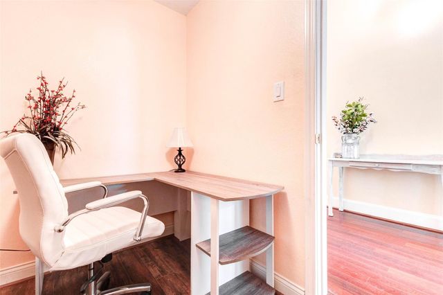 302 Dock Court, Crosby, TX 77532