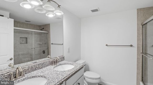 10001 BOXFORD CT, Fairfax, VA 22030