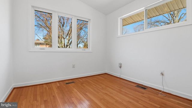 10001 BOXFORD CT, Fairfax, VA 22030