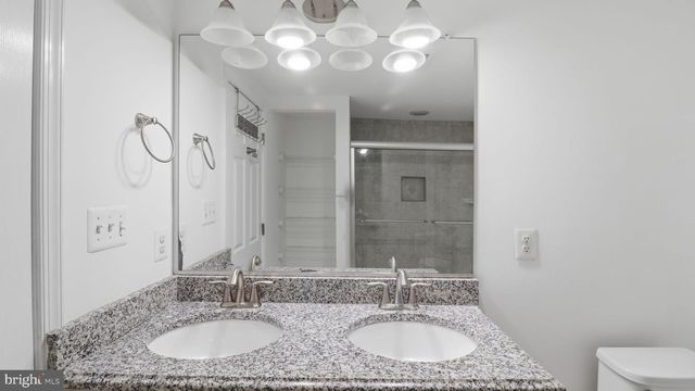 10001 BOXFORD CT, Fairfax, VA 22030