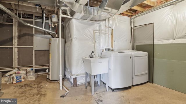 10001 BOXFORD CT, Fairfax, VA 22030