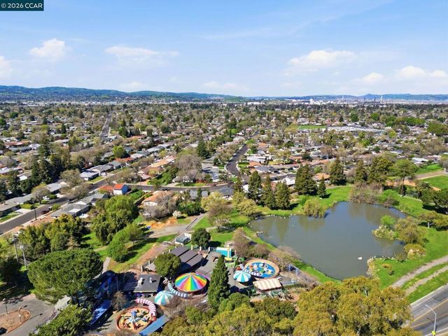 2105 Holbrook Drive, Concord, CA 94519