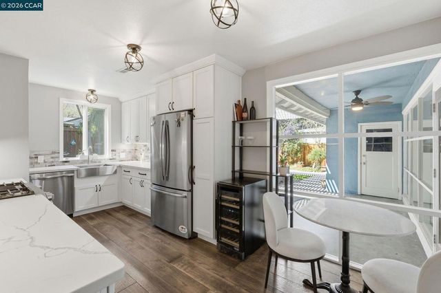 2105 Holbrook Drive, Concord, CA 94519