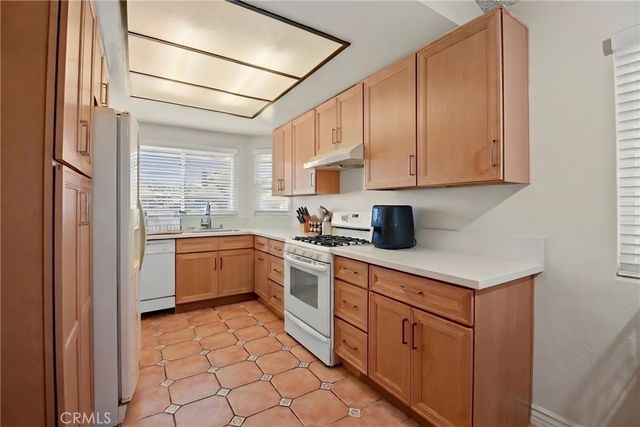 12451 La Linda, Garden Grove, CA 92841