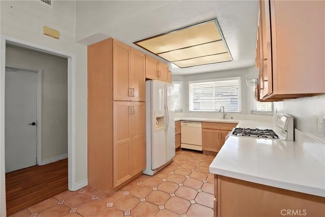12451 La Linda, Garden Grove, CA 92841