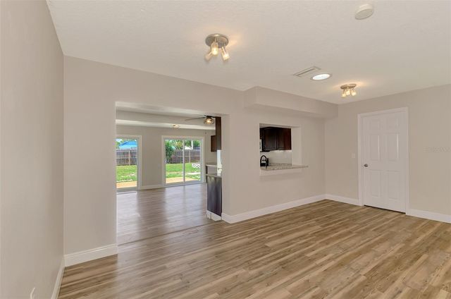 5520 HAYDEN BOULEVARD, Sarasota, FL 34232