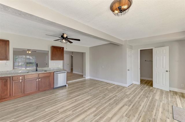 5520 HAYDEN BOULEVARD, Sarasota, FL 34232