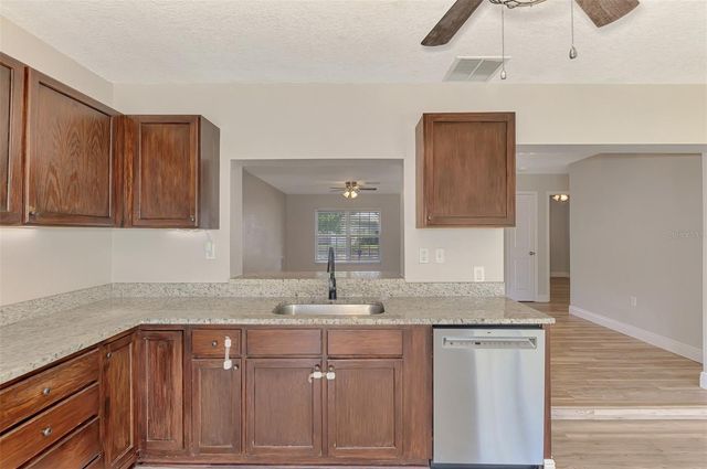 5520 HAYDEN BOULEVARD, Sarasota, FL 34232