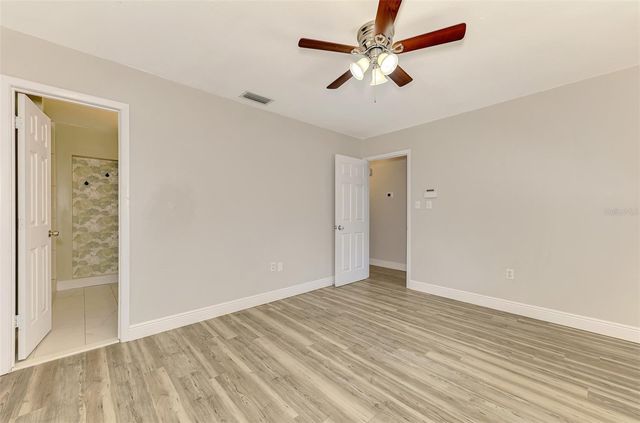 5520 HAYDEN BOULEVARD, Sarasota, FL 34232