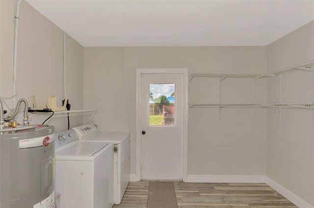 5520 HAYDEN BOULEVARD, Sarasota, FL 34232