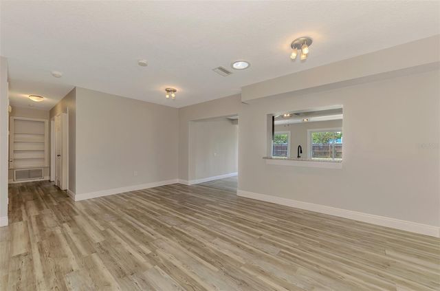 5520 HAYDEN BOULEVARD, Sarasota, FL 34232