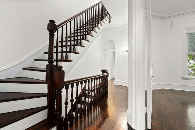 120 F St 2, Boston, MA 02127