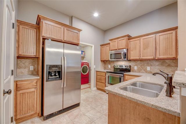 2719 Sharpish Way, Norman, OK 73069