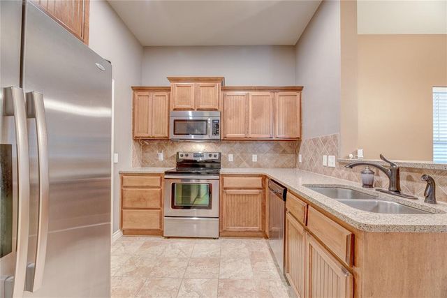 2719 Sharpish Way, Norman, OK 73069