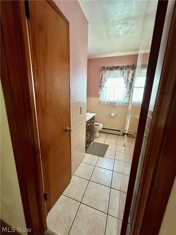 3241 Estates Circle, Youngstown, OH 44511