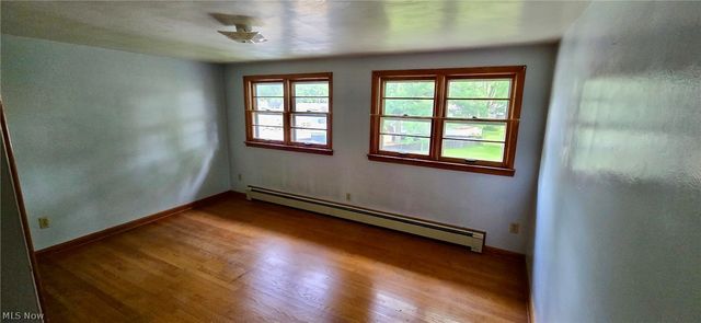 3241 Estates Circle, Youngstown, OH 44511
