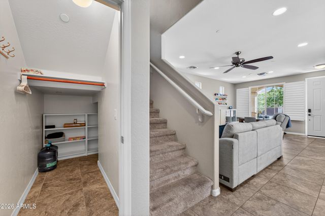 17464 N 92ND Glen, Peoria, AZ 85382