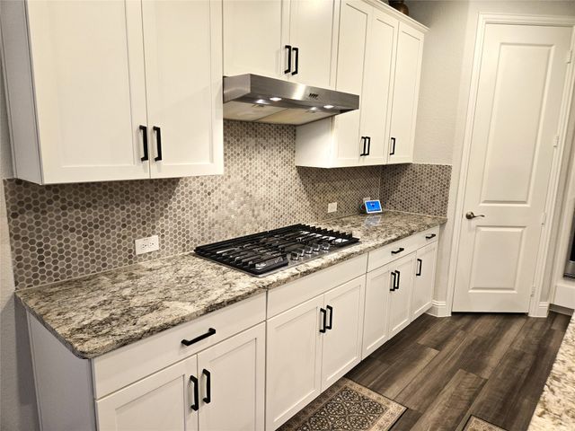 2465 Yosemite Way, Corinth, TX 76210
