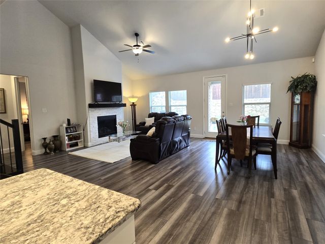 2465 Yosemite Way, Corinth, TX 76210