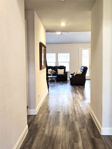 2465 Yosemite Way, Corinth, TX 76210