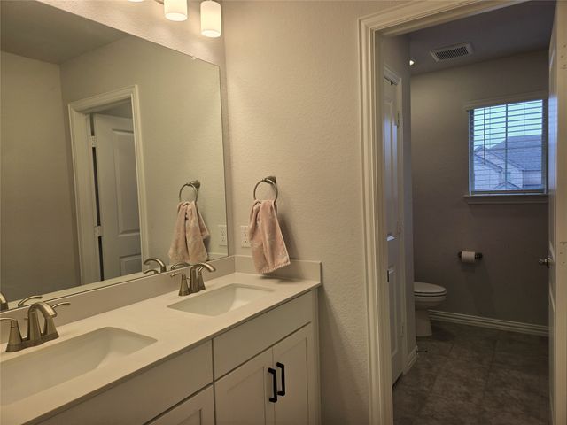 2465 Yosemite Way, Corinth, TX 76210