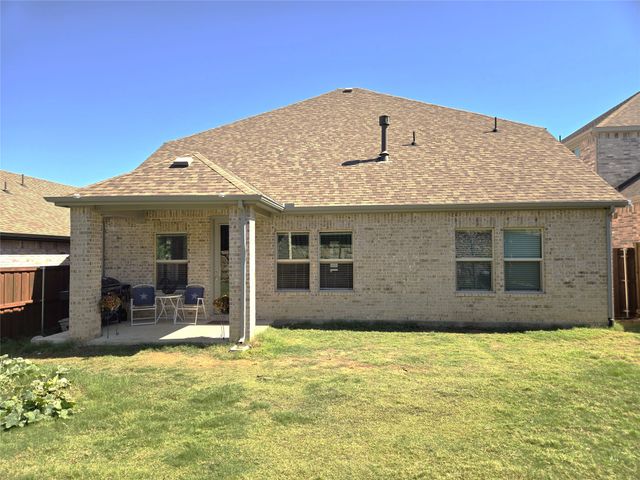 2465 Yosemite Way, Corinth, TX 76210