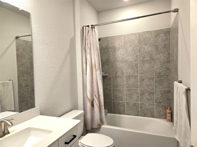 2465 Yosemite Way, Corinth, TX 76210