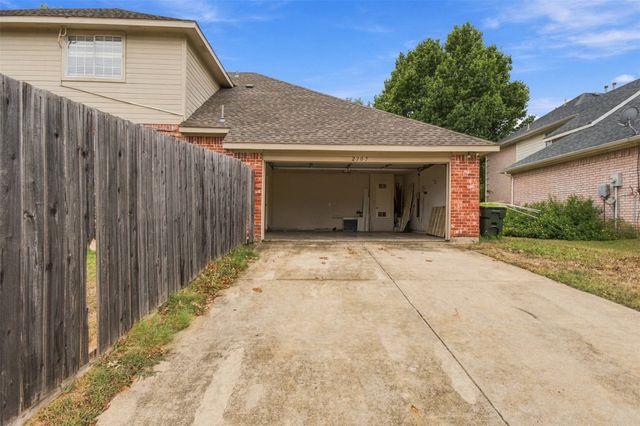 2105 Glendale Drive, Plano, TX 75023