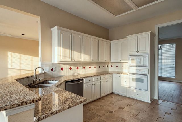 2105 Glendale Drive, Plano, TX 75023
