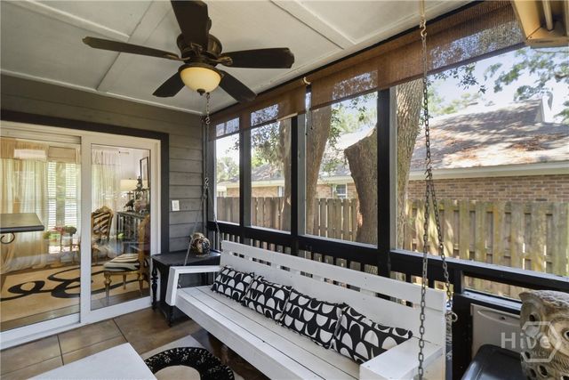 10 Hanging Moss Road, Savannah, GA 31410
