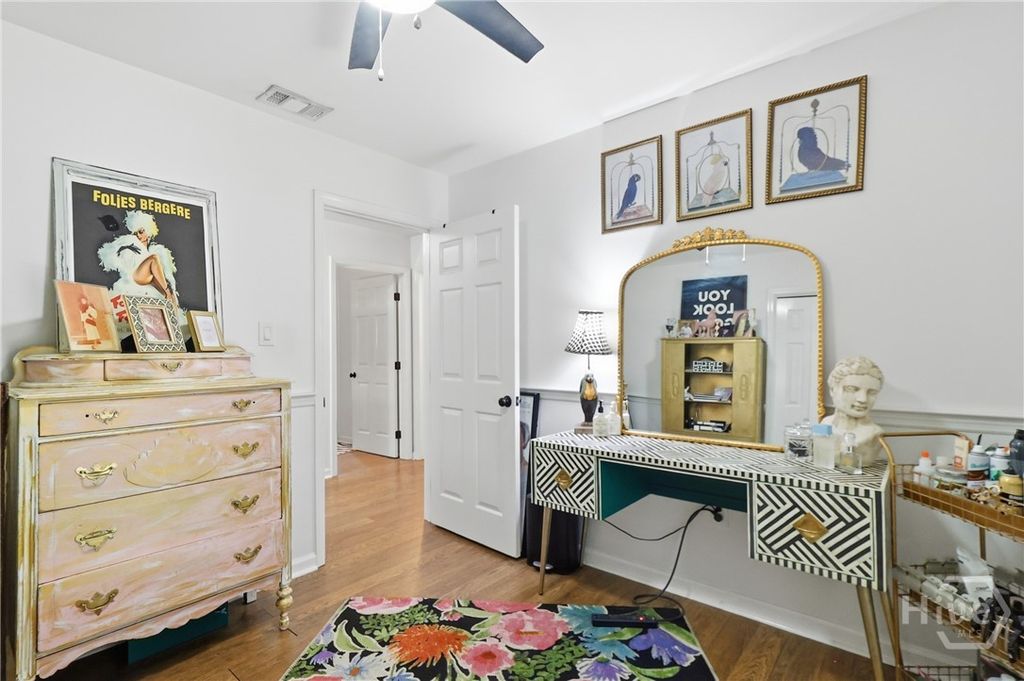 Image 17 of property listing at 10 Hanging Moss Road, Savannah, GA 31410